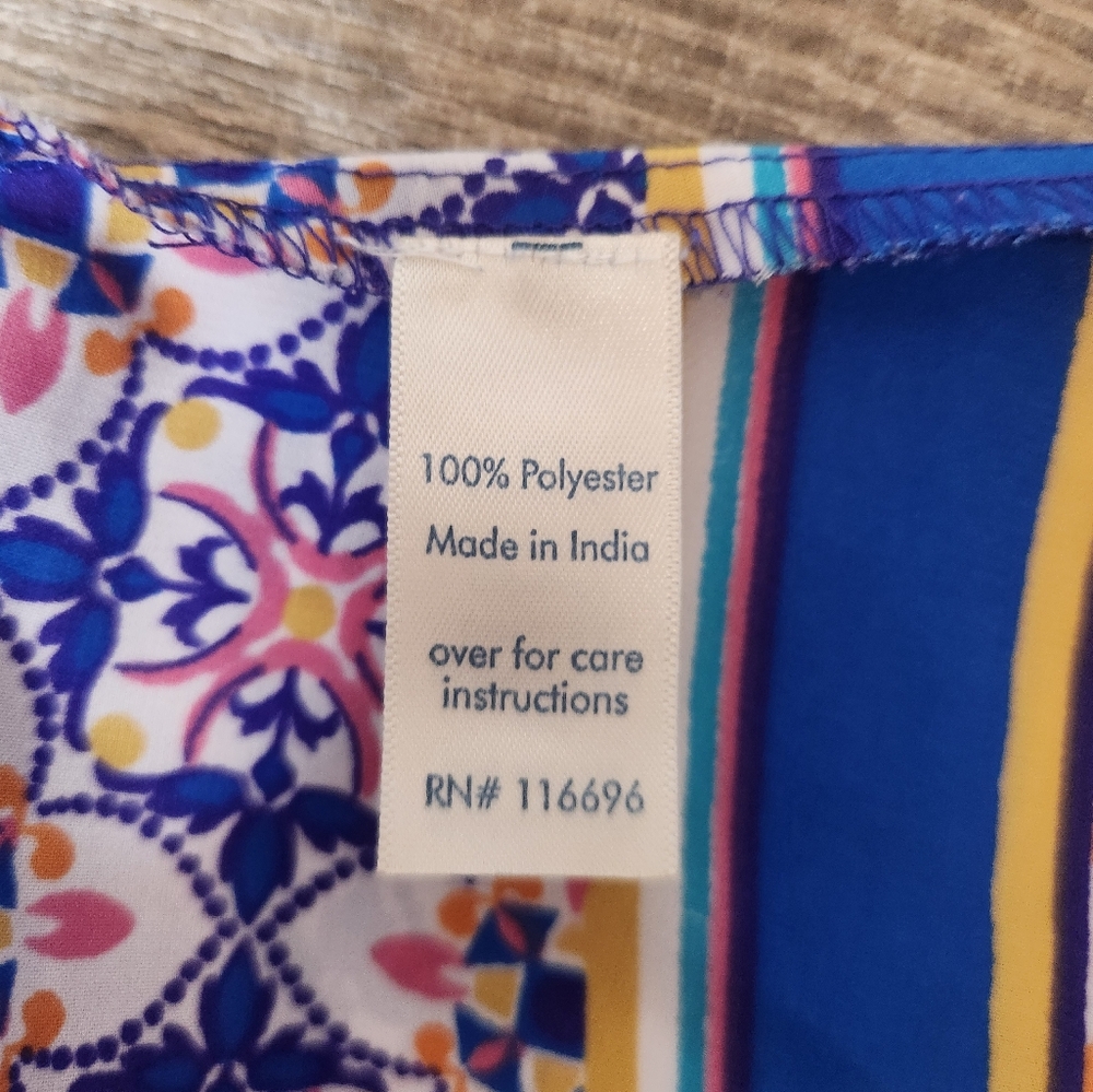 Between Me And You Vibrant Blue and Pink Halter Sheath Tank Top Size: Medium - Picture 6 of 7